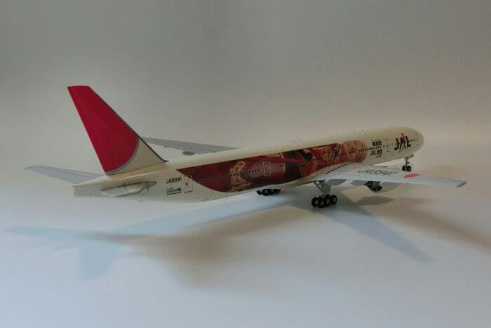 Amazon.co.jp: 1:200 JC Wings JAL B777-300 JA8941西遊記 : おもちゃ